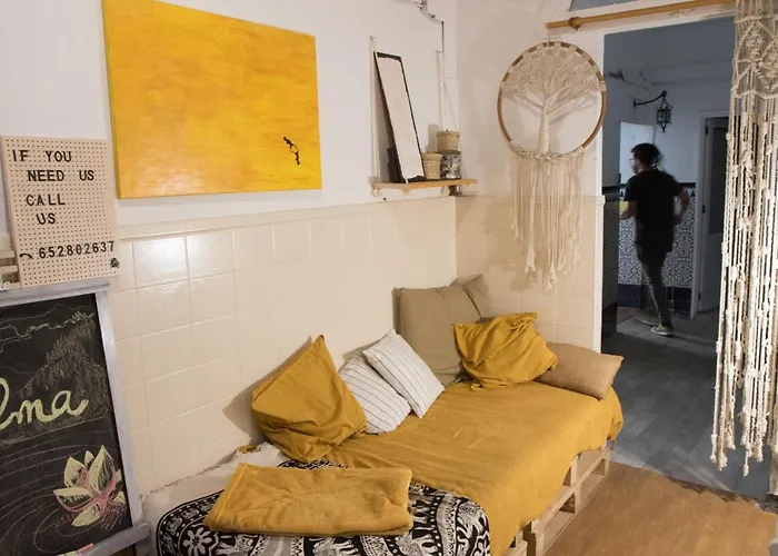 Casa Calma Yoga אכסניה אגאטה